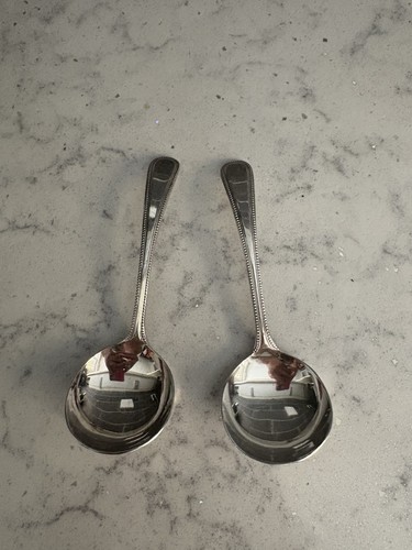 Pair vintage viners bead - of,