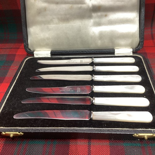 Beautiful cased set table - beautiful,