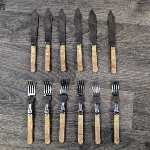 Mother pearl cutlery - pearl,