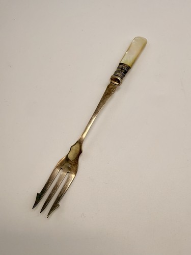 Antique mother pearl handle - mother,